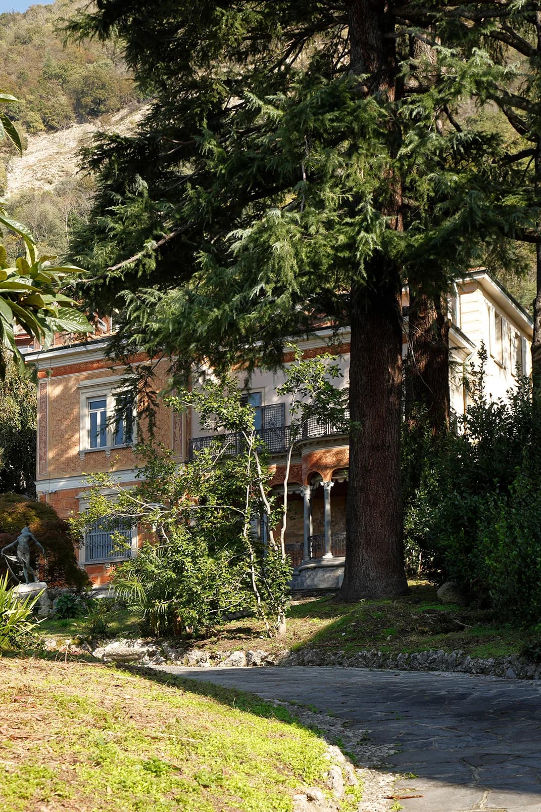 Art Nouveau Villa — Como City Centre, Lake Como — photo 20