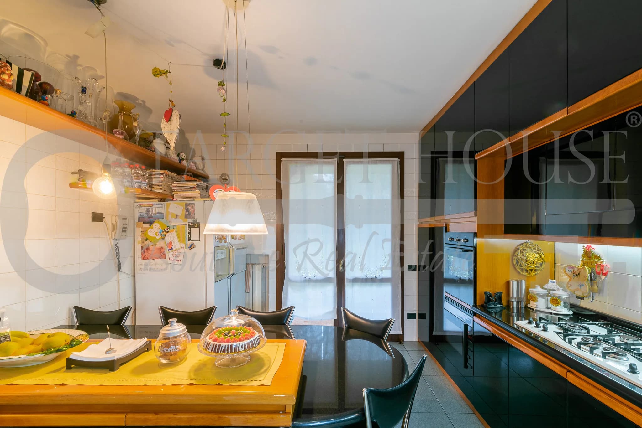 Important Villa with Heated Indoor Pool – Como, Italy — photo 5