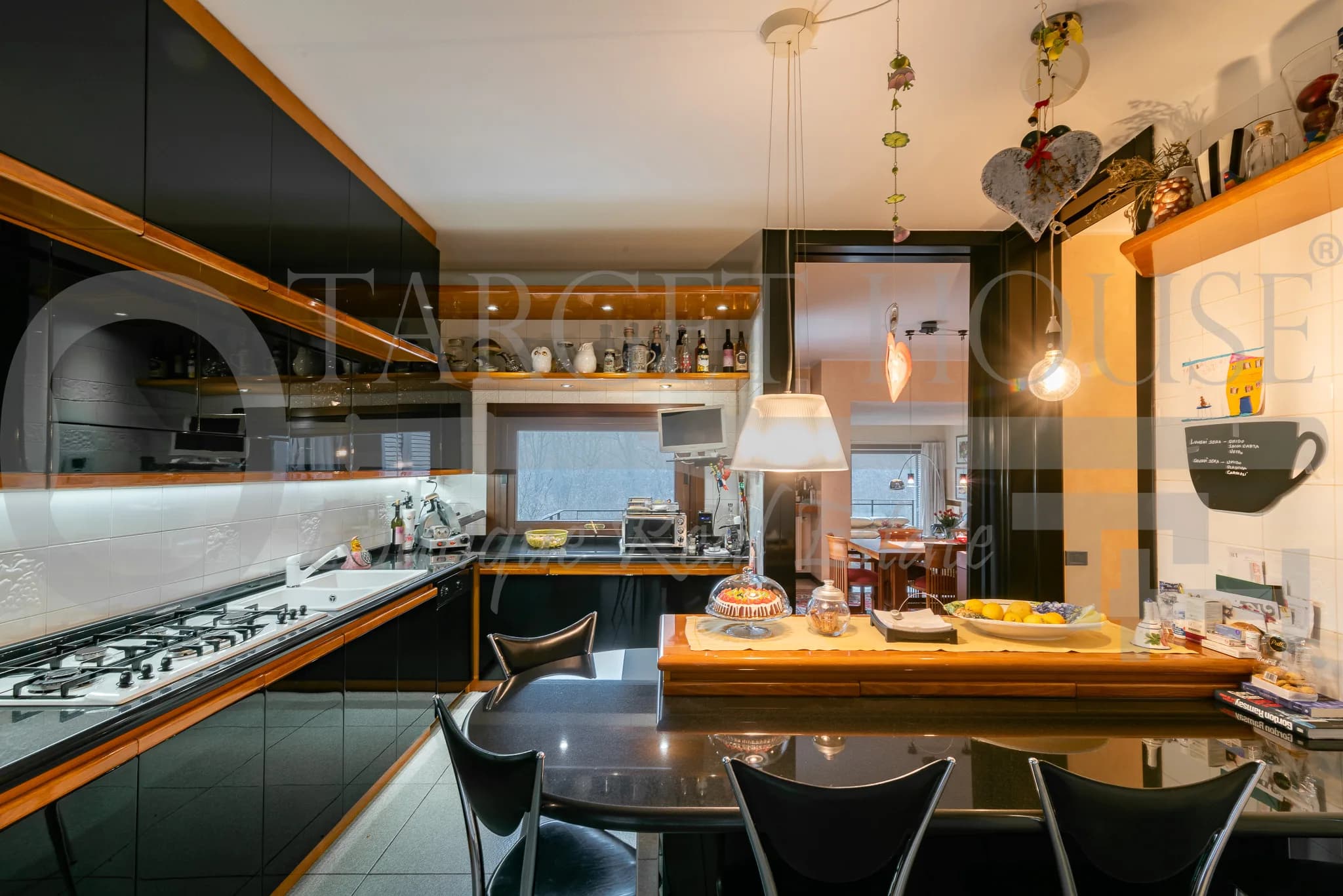 Important Villa with Heated Indoor Pool – Como, Italy — photo 7