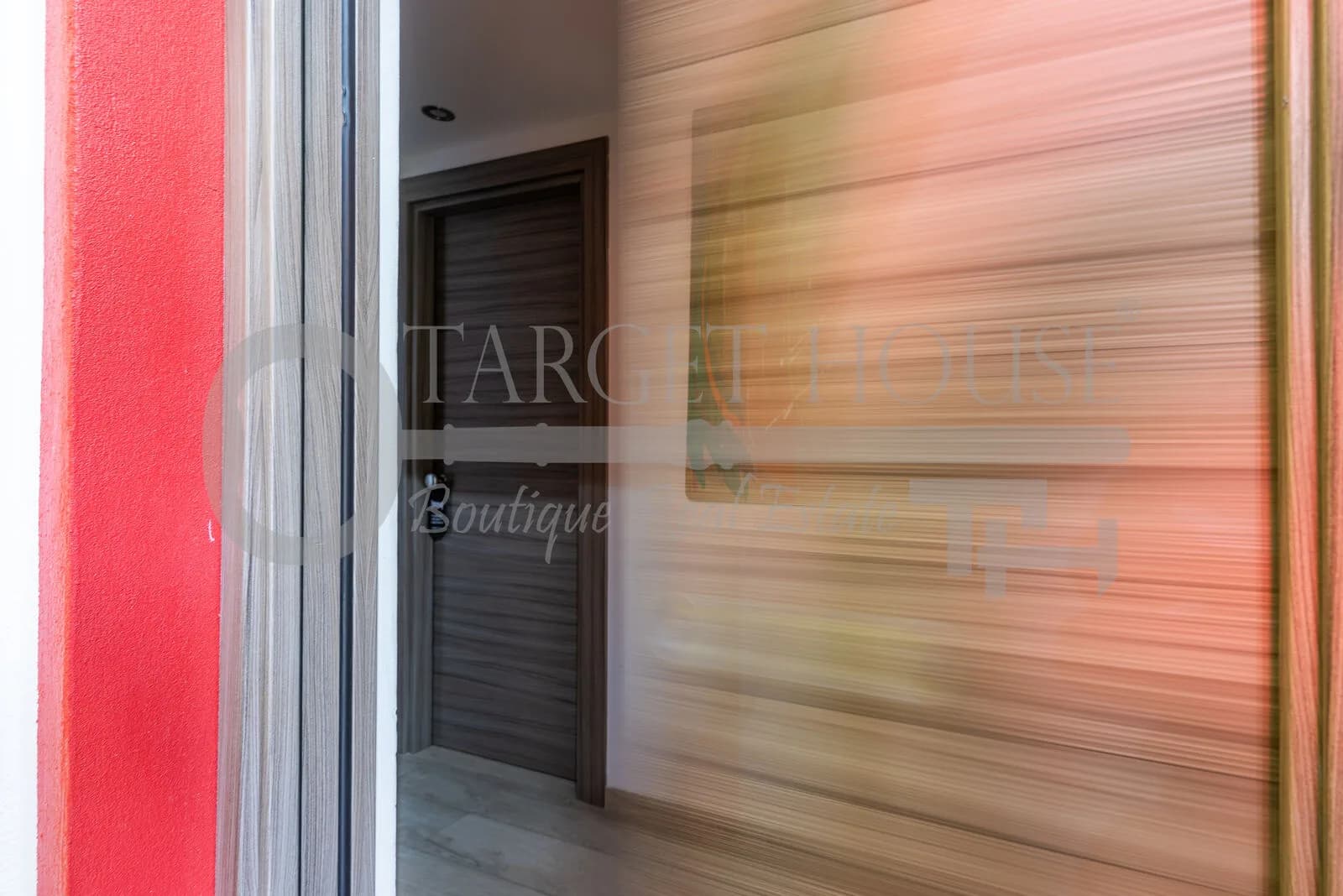 Lake Como B&B villa with pool, garden and guest accommodation — gallery photo 9