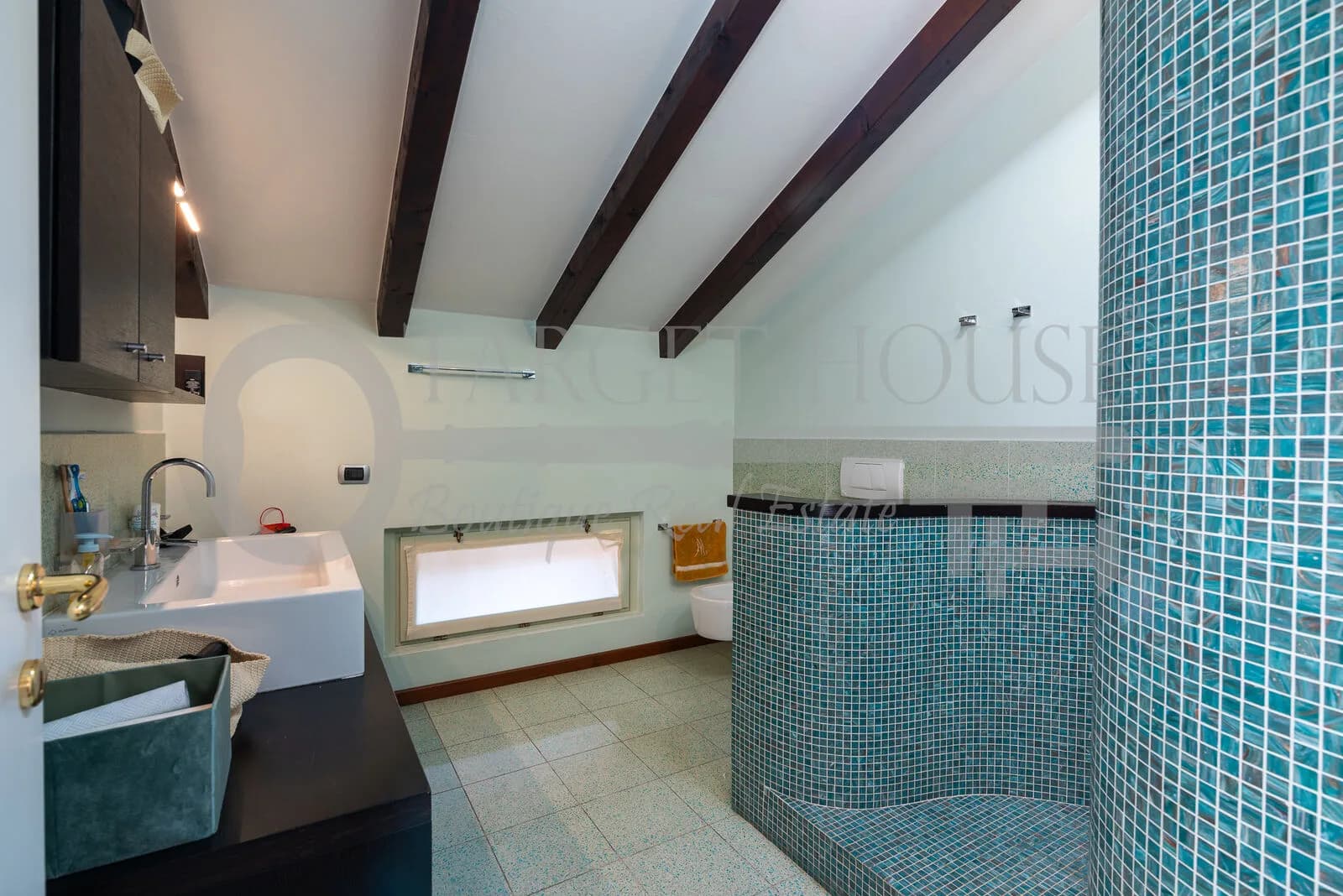 Luxury duplex apartment in central Como near the cathedral and lake — gallery photo 14