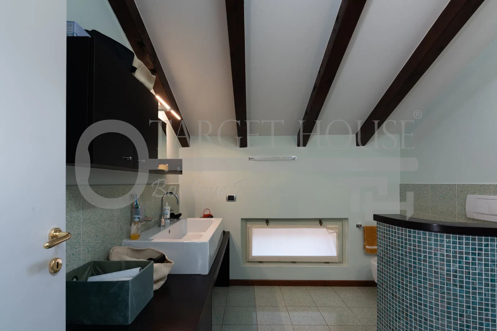 Luxury duplex apartment in central Como near the cathedral and lake — gallery photo 15