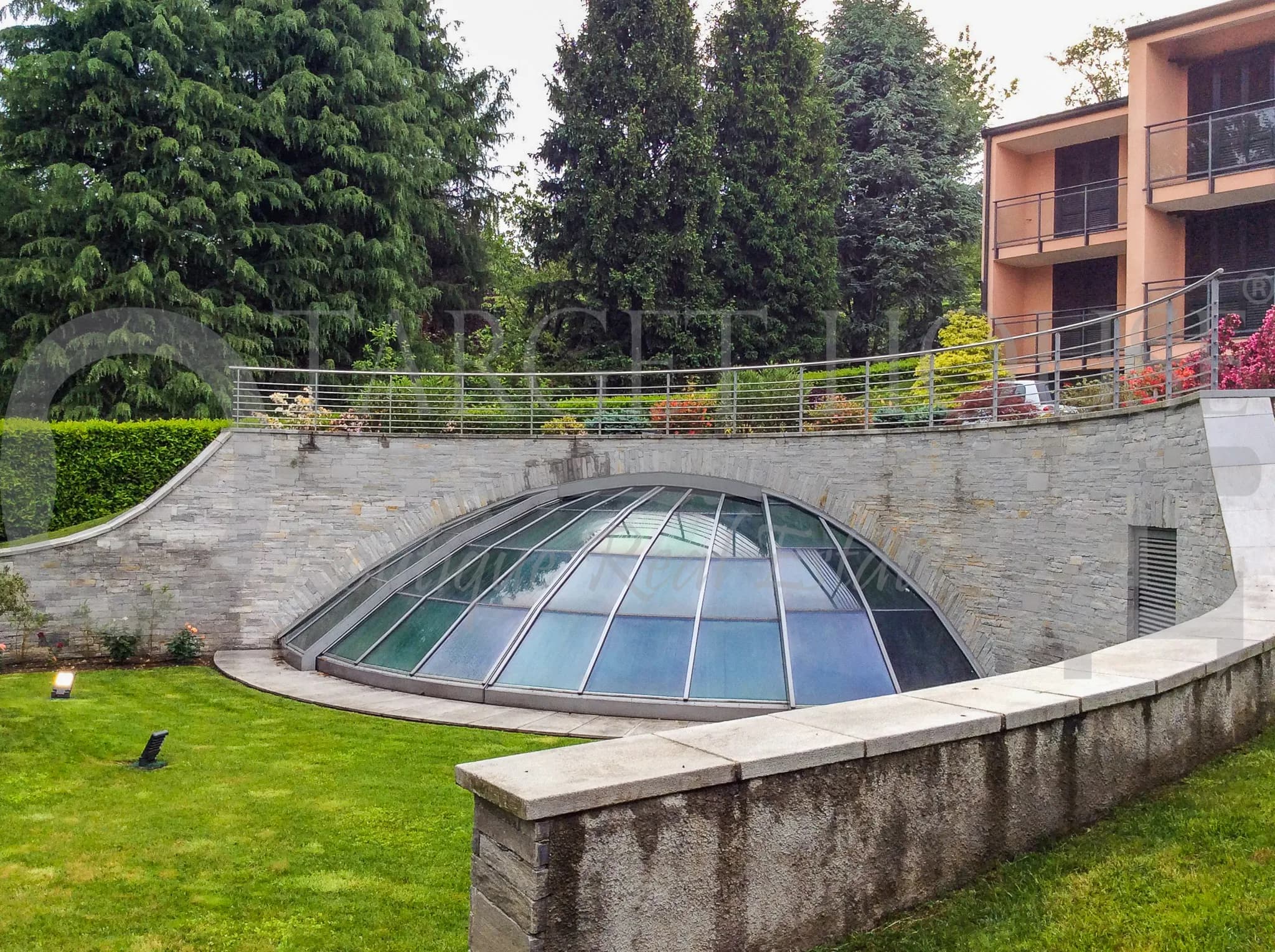Important Villa with Heated Indoor Pool – Como, Italy — photo 18