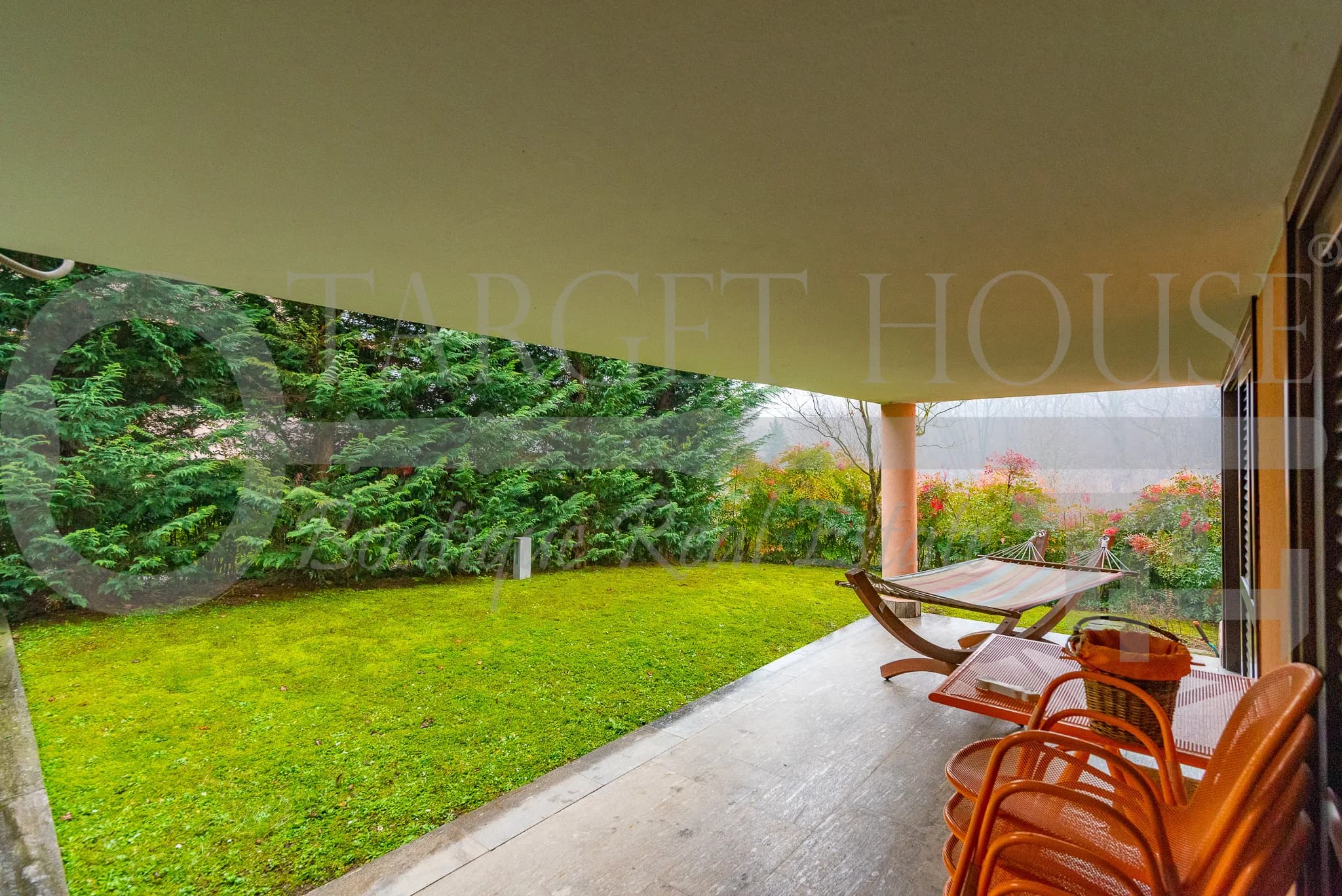 Important Villa with Heated Indoor Pool – Como, Italy — photo 28