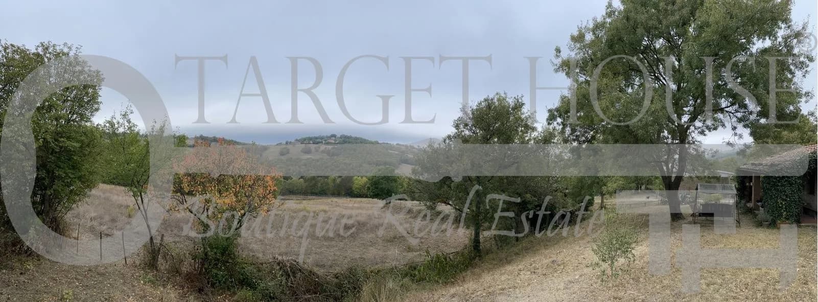 Charming Tuscan Ranch with Horse Stables, Farmland & Woodland Estate — photo 11