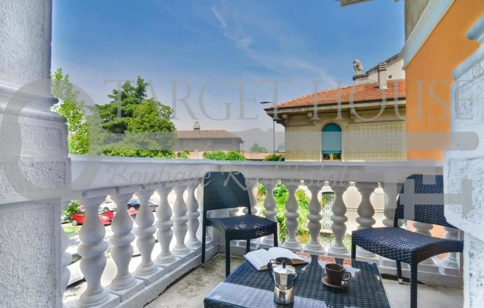 Milan Villa/apartments/Multifamily / Boutique Residential Building / Villa Conversion — photo 12