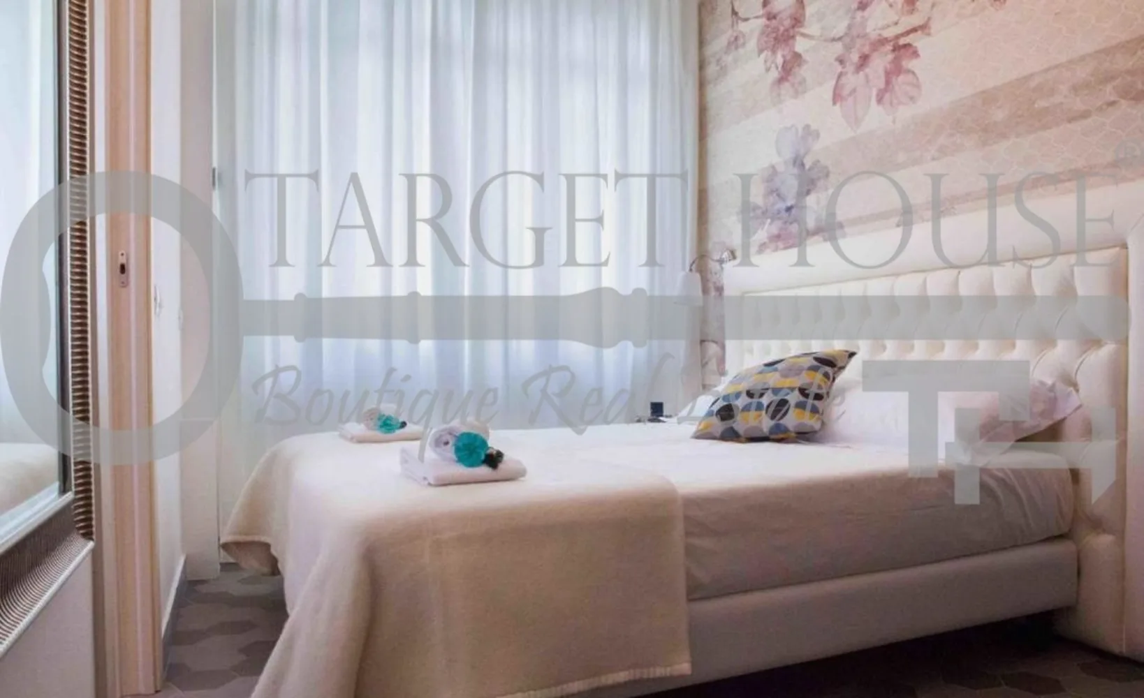 Milan Villa/apartments/Multifamily / Boutique Residential Building / Villa Conversion — photo 9