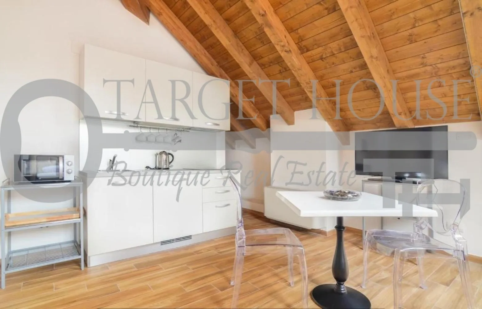 Milan Villa/apartments/Multifamily / Boutique Residential Building / Villa Conversion — photo 24