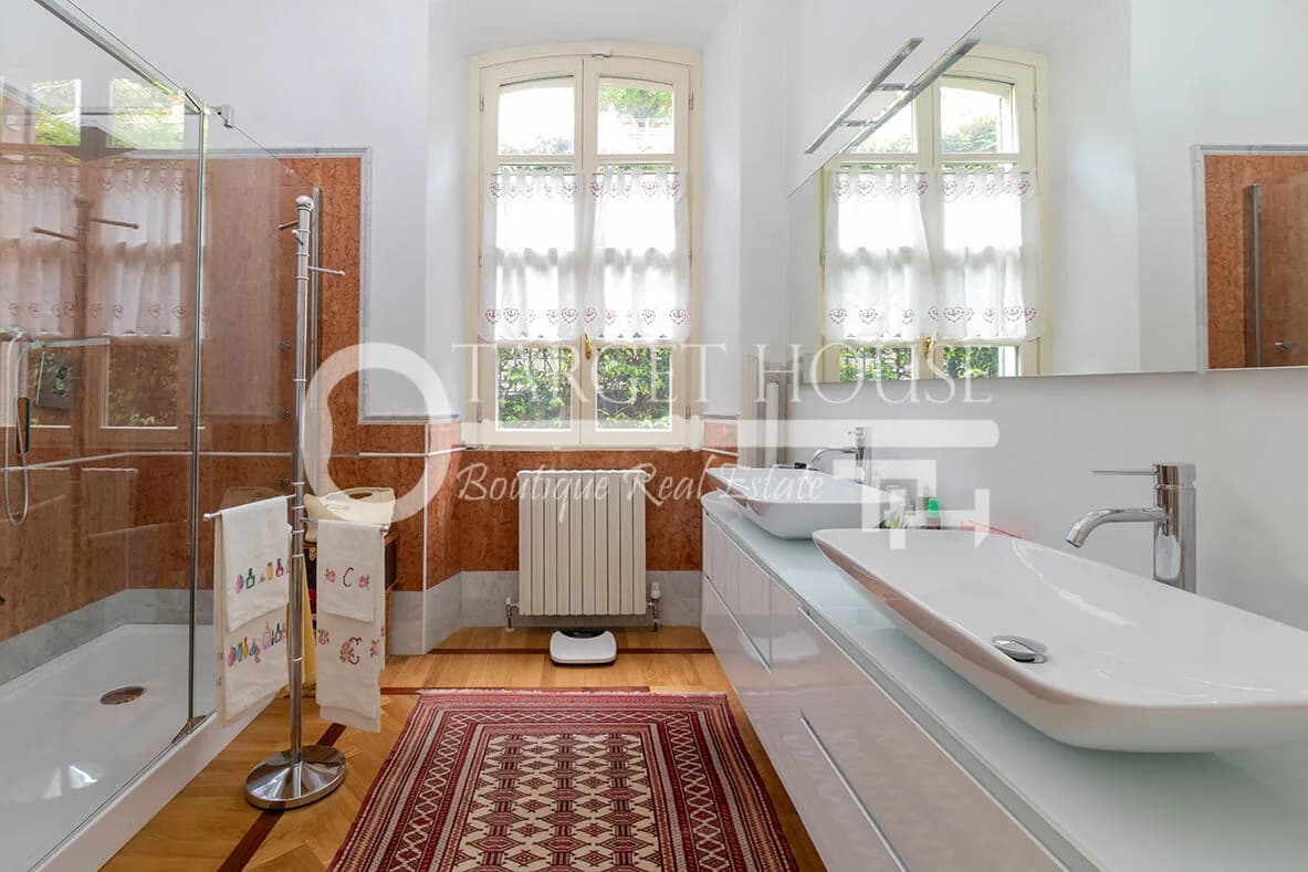 Luxury villa in Carate Urio with Lake Como views, pool and terraces — gallery photo 15