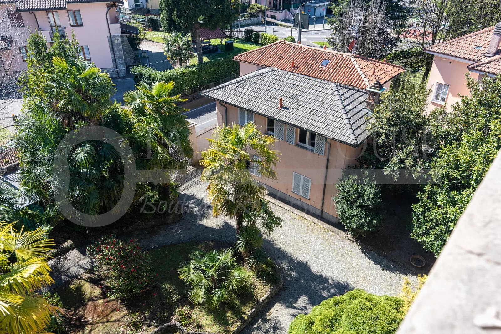 Liberty villa in Brianza with guest house — gallery photo 2