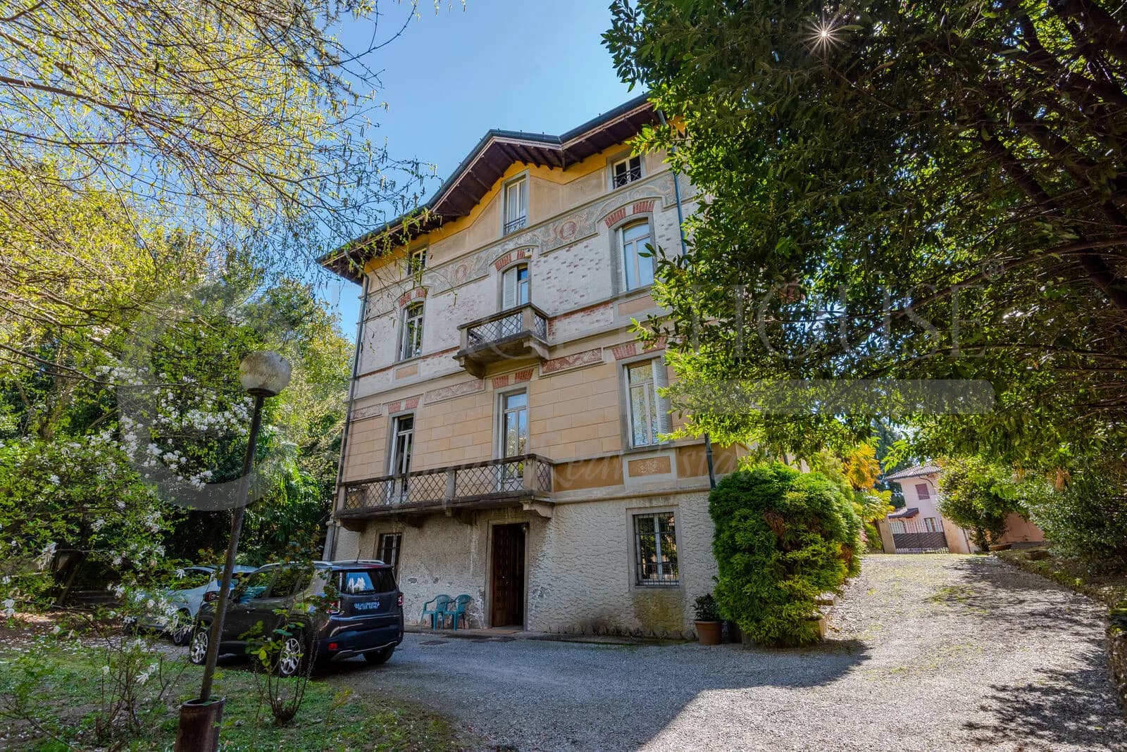 Liberty villa in Brianza with guest house — gallery photo 23