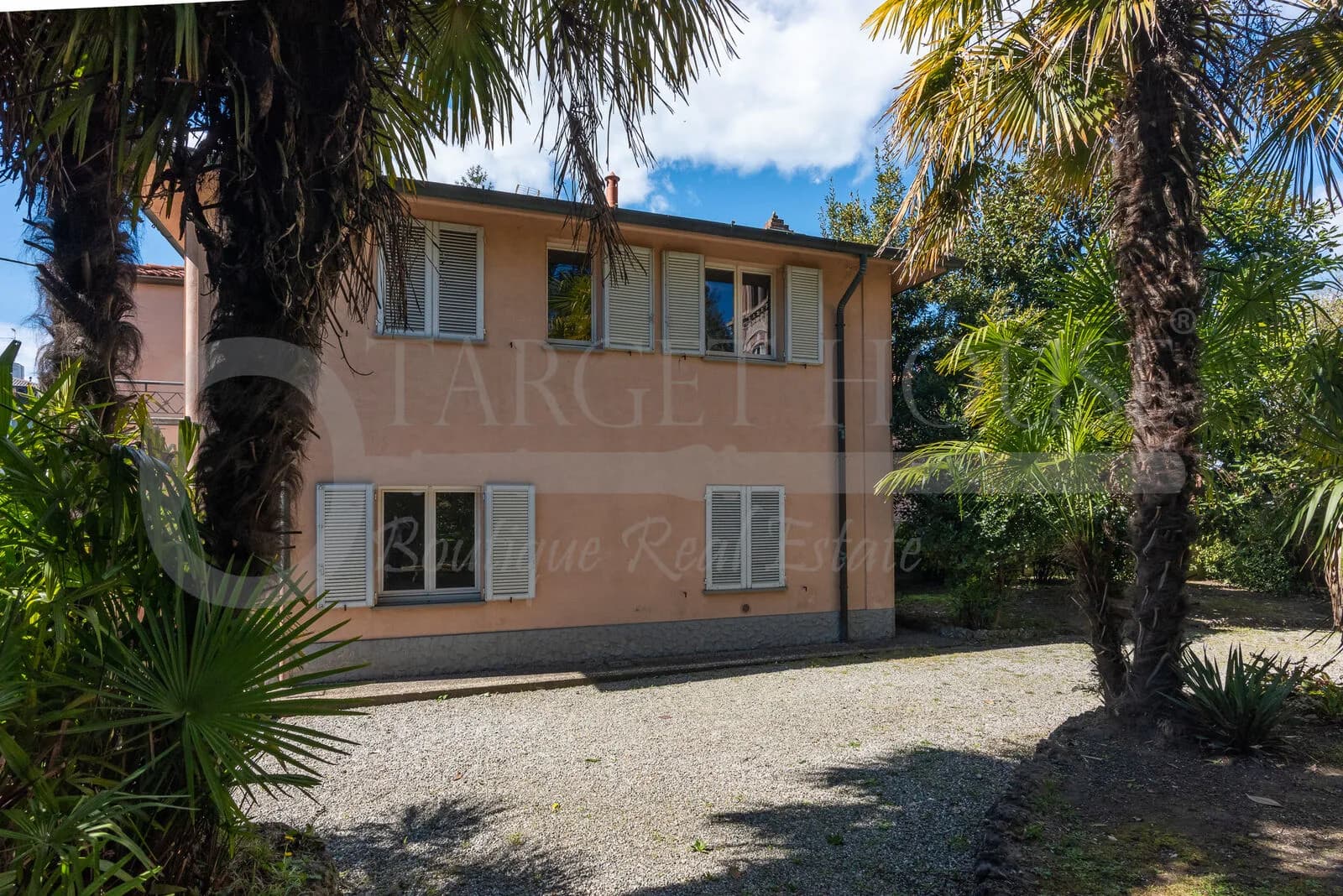 Liberty villa in Brianza with guest house — gallery photo 27