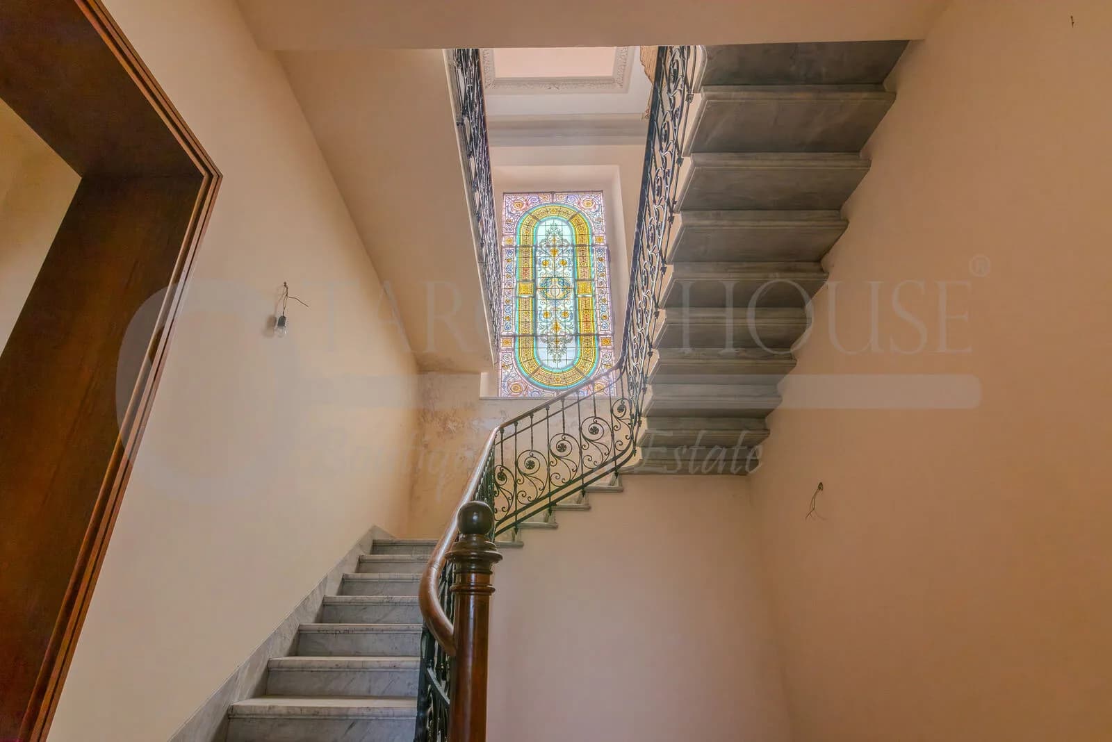 Liberty villa in Como near the old town and lake — gallery photo 15