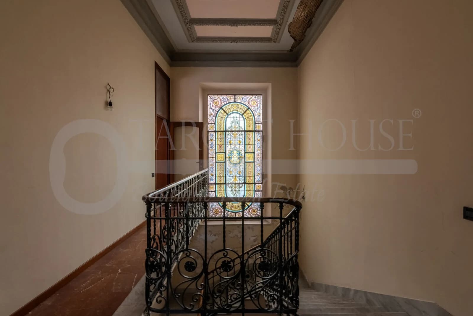 Liberty villa in Como near the old town and lake — gallery photo 17