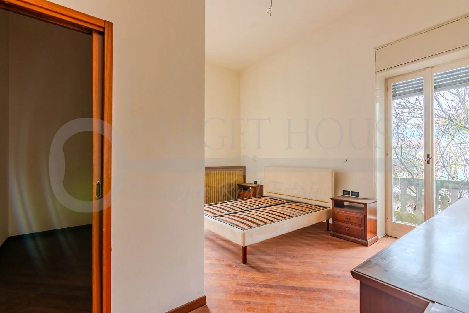 Liberty villa in Como near the old town and lake — gallery photo 19