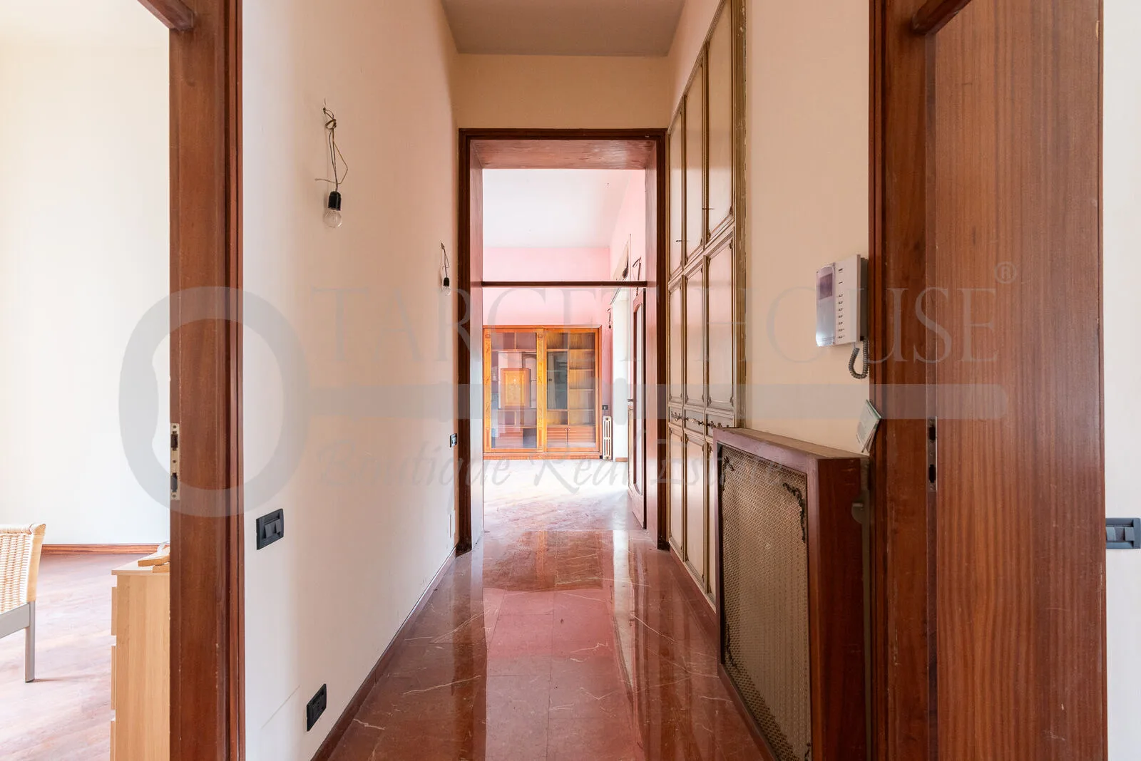 Liberty villa in Como near the old town and lake — gallery photo 20