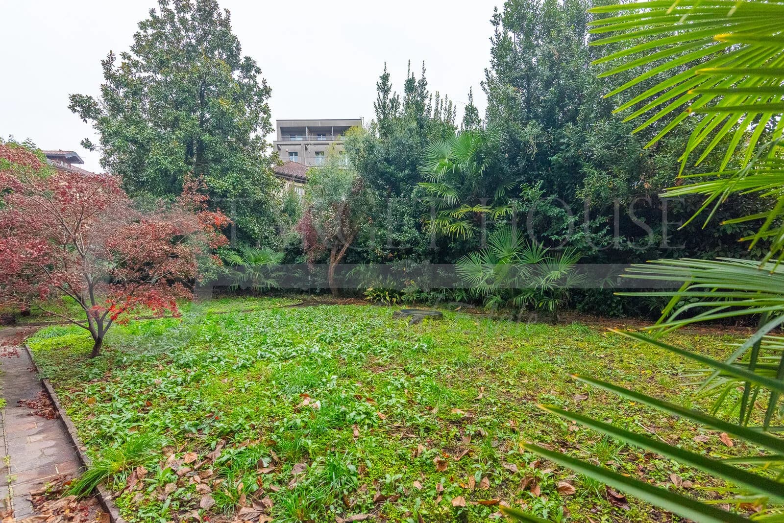 Liberty villa in Como near the old town and lake — gallery photo 32