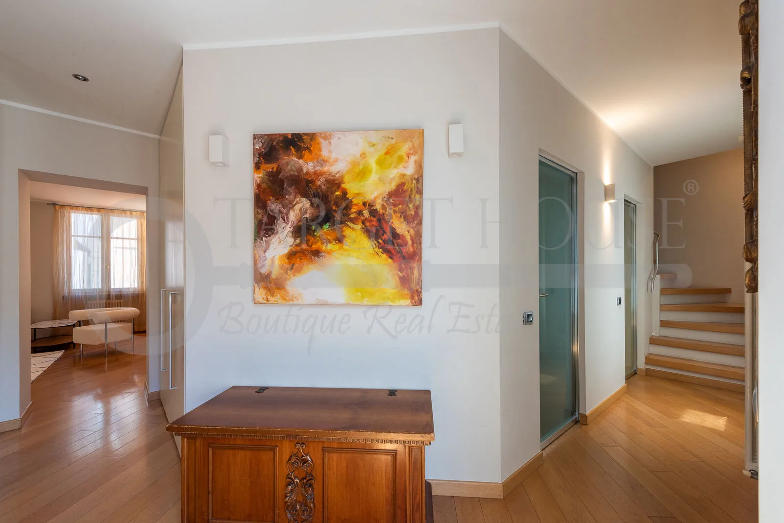 Luxury duplex apartment in central Como near the cathedral and lake — gallery photo 21