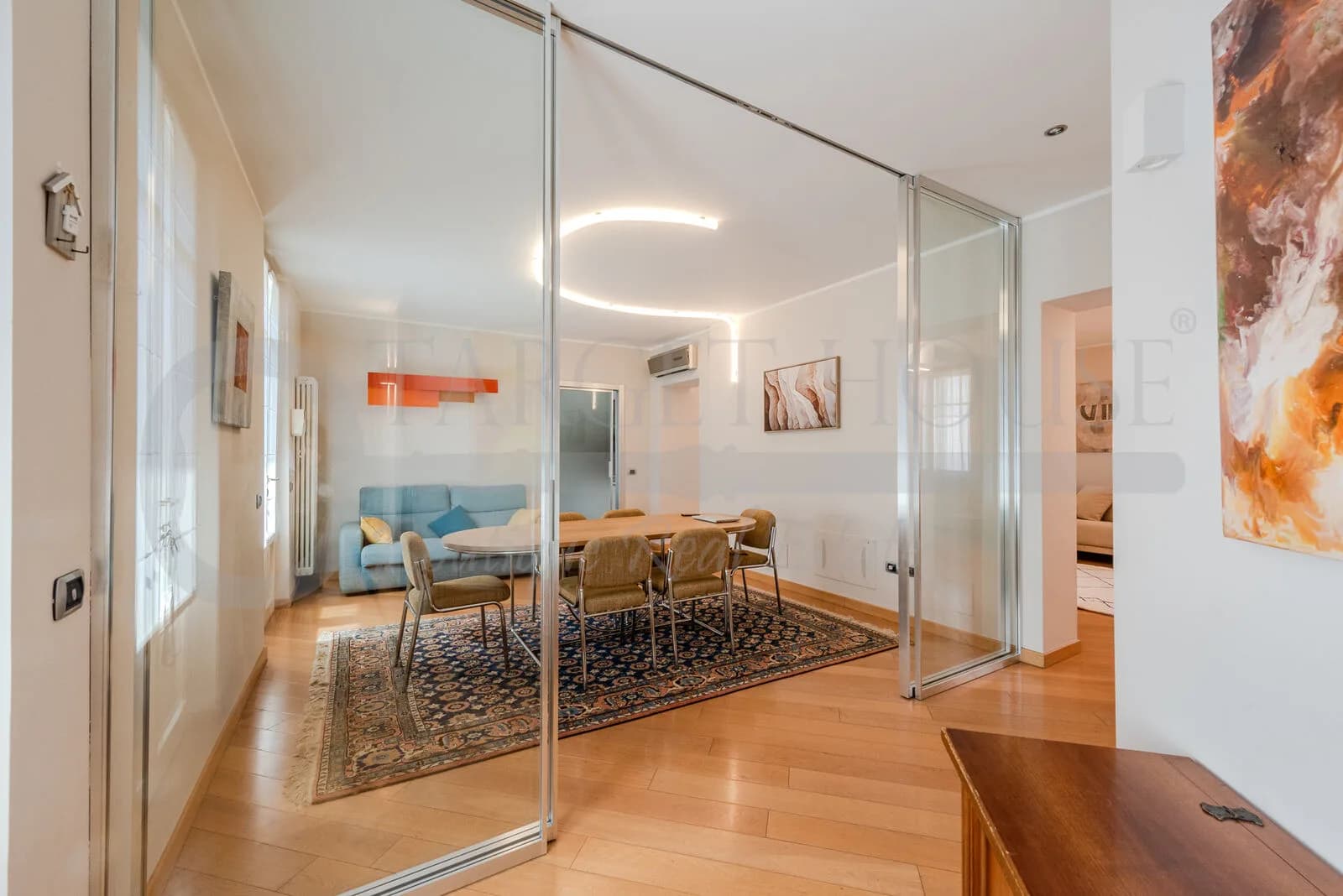 Luxury duplex apartment in central Como near the cathedral and lake — gallery photo 22