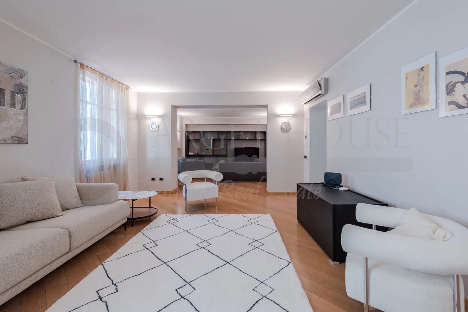 Luxury duplex apartment in central Como near the cathedral and lake — gallery photo 30