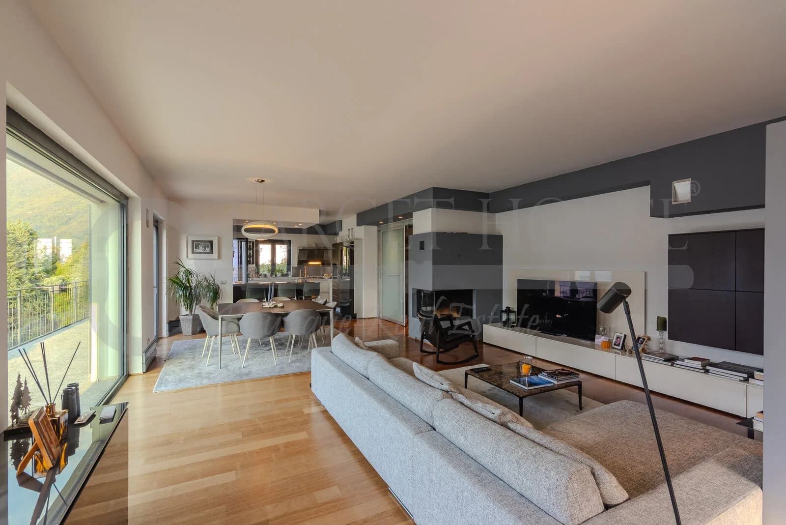 Villa in Faggeto Lario with Lake Como views — gallery photo 20