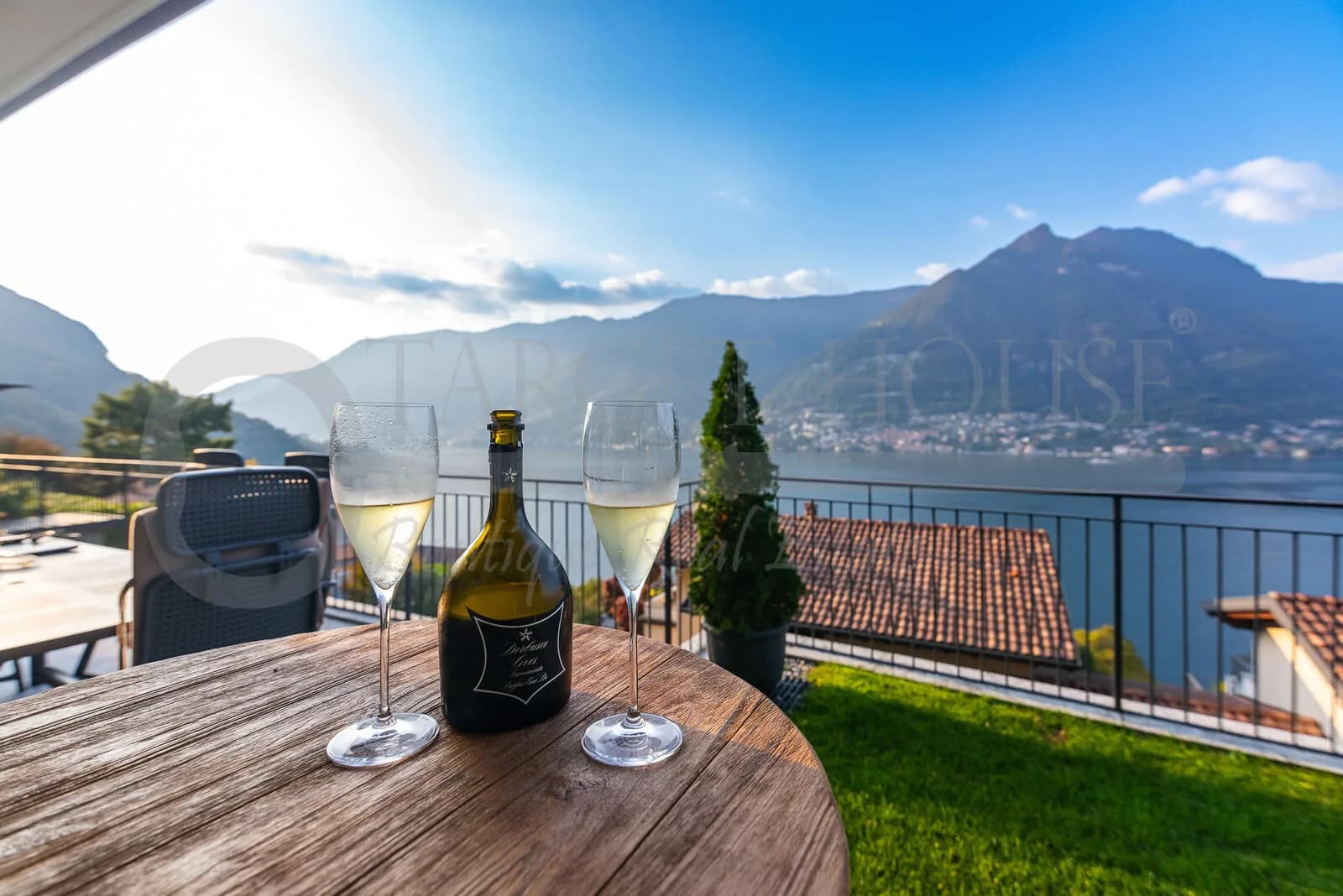 Villa in Faggeto Lario with Lake Como views — gallery photo 27