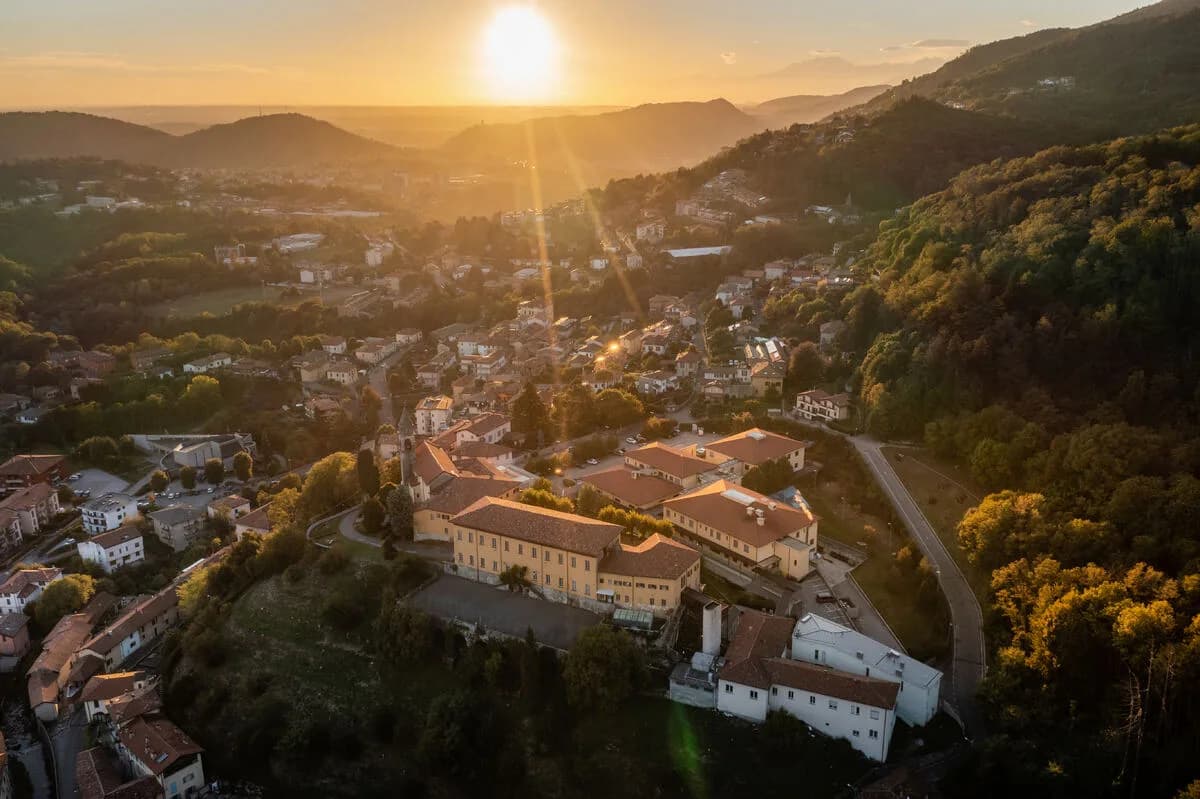 Luxury Residence in an 18th-Century Brianza Villa