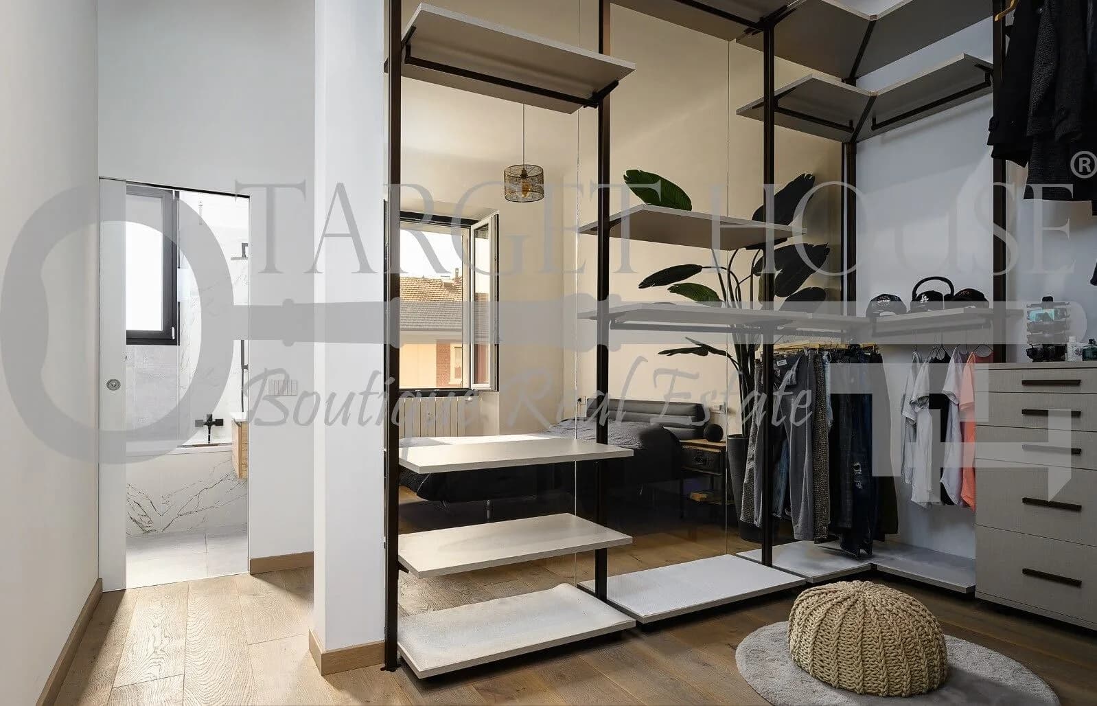 Luxury apartment in Milano Garibaldi overlooking Piazza Gae Aulenti — gallery photo 18