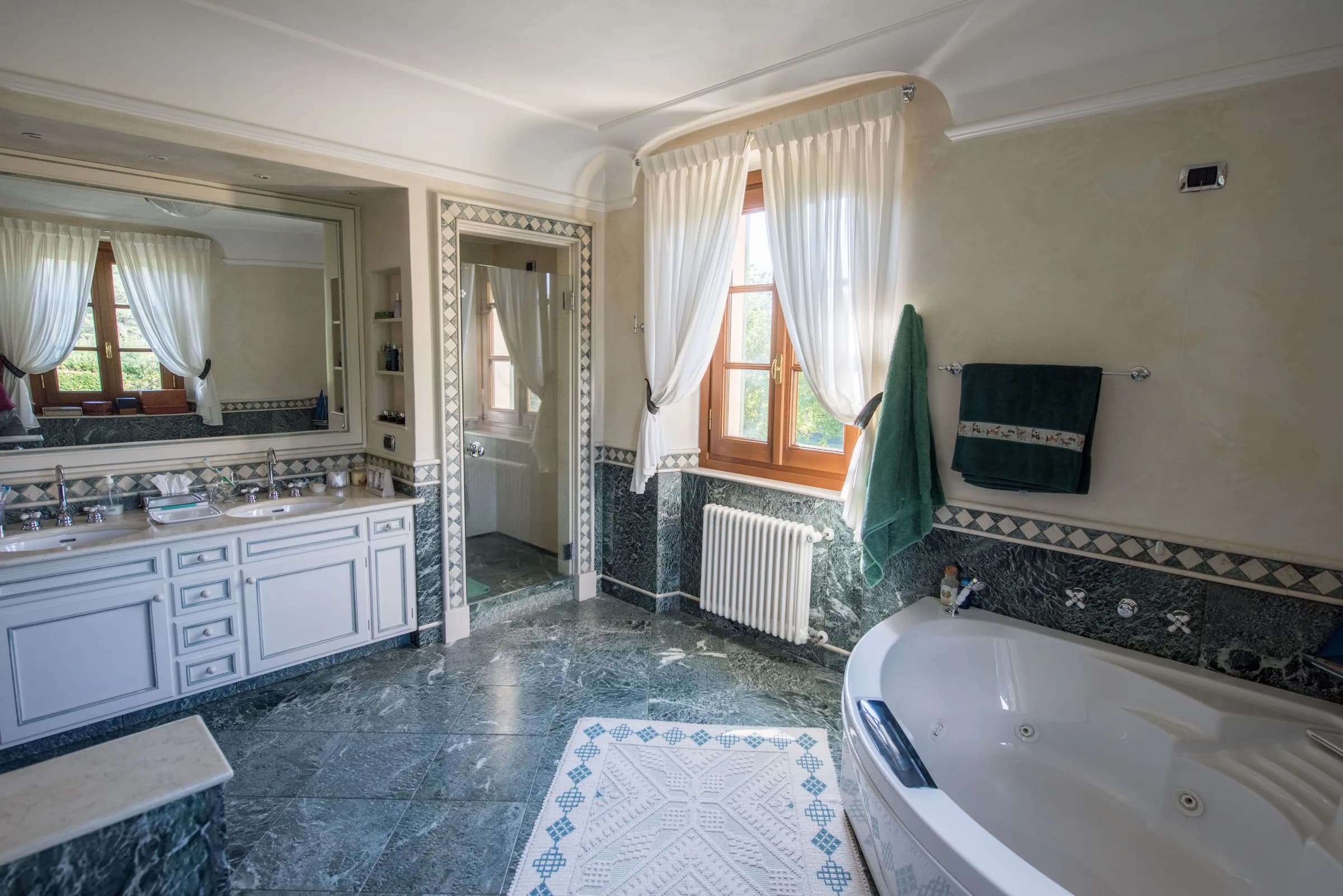 Unique Luxury Estate with Private Park & Equestrian Facilities – Lombardy, Italy — photo 14