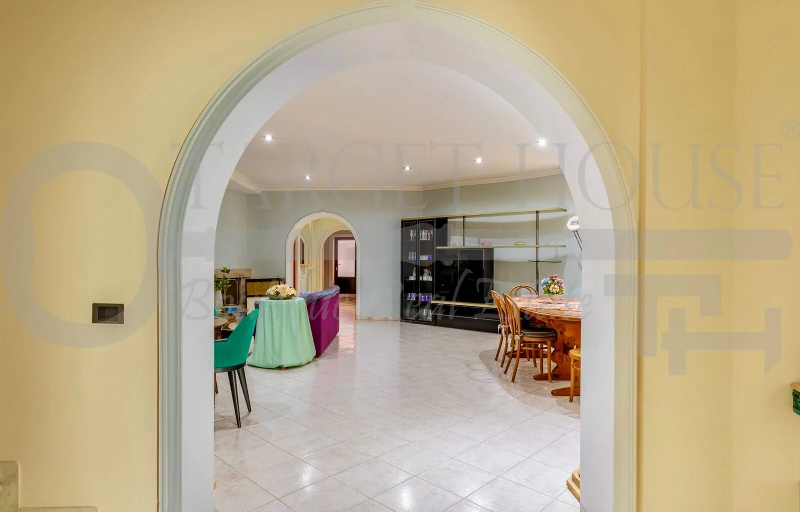 Luxury villa on Lake Maggiore — gallery photo 28