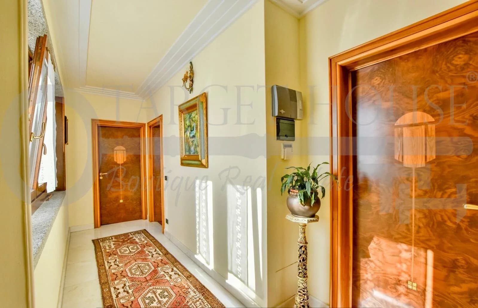 Luxury villa on Lake Maggiore — gallery photo 39