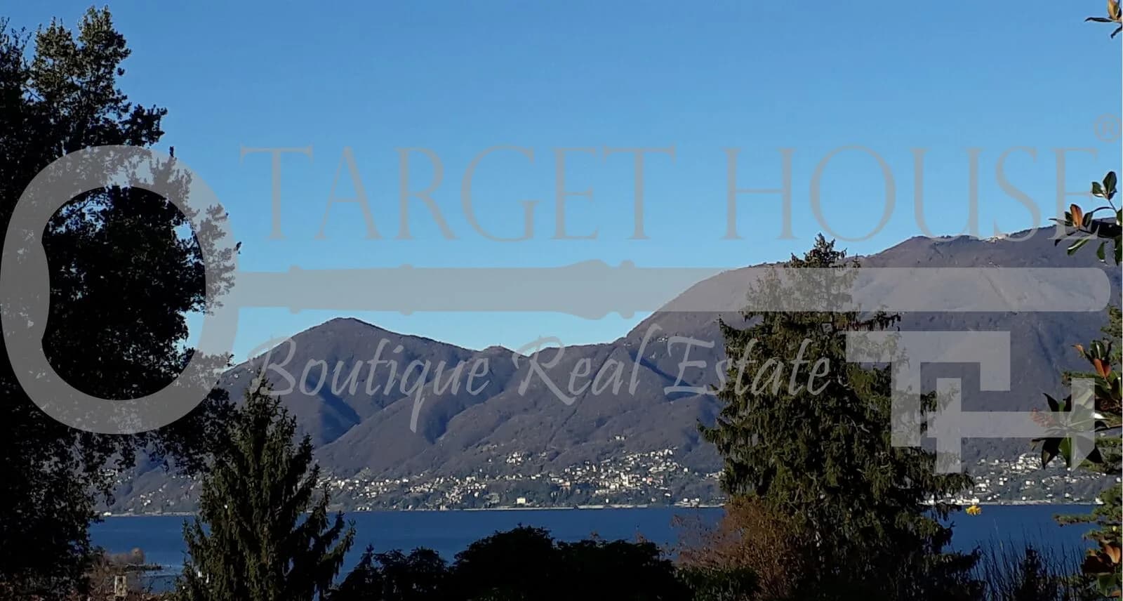 Villa in Luino Lake Maggiore — gallery photo 12