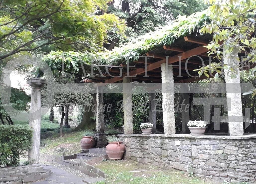 Villa in Luino Lake Maggiore — gallery photo 13