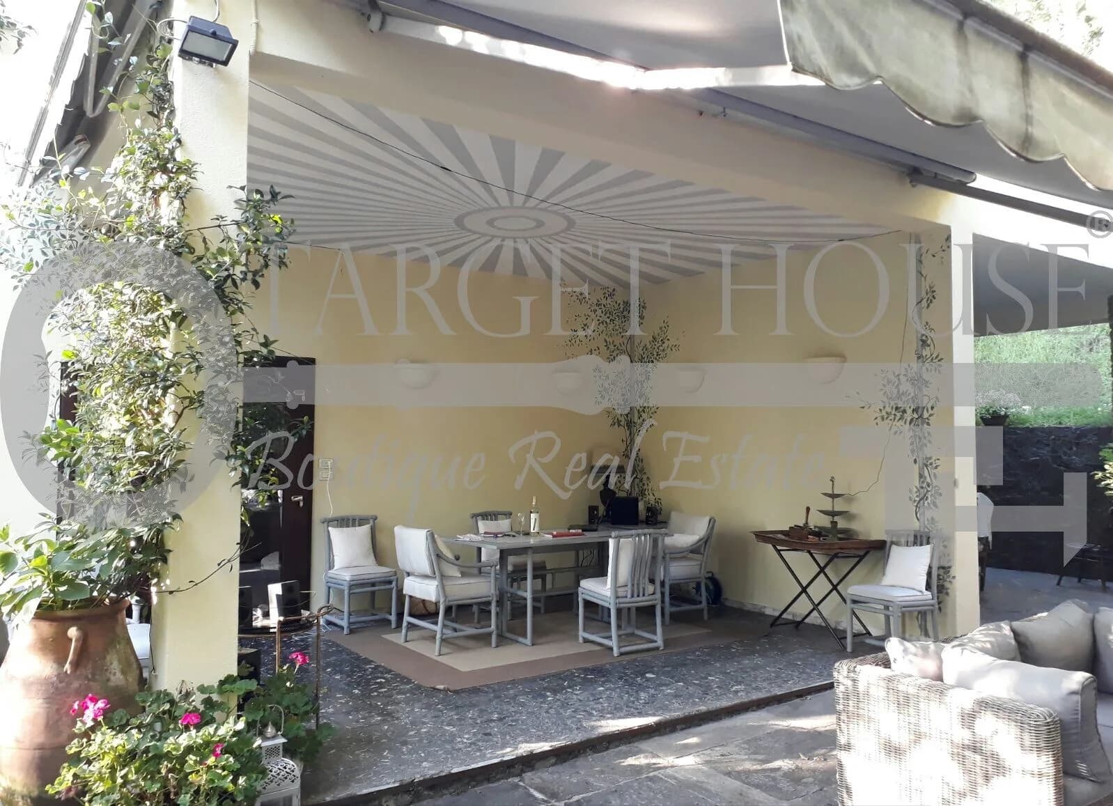 Villa in Luino Lake Maggiore — gallery photo 19