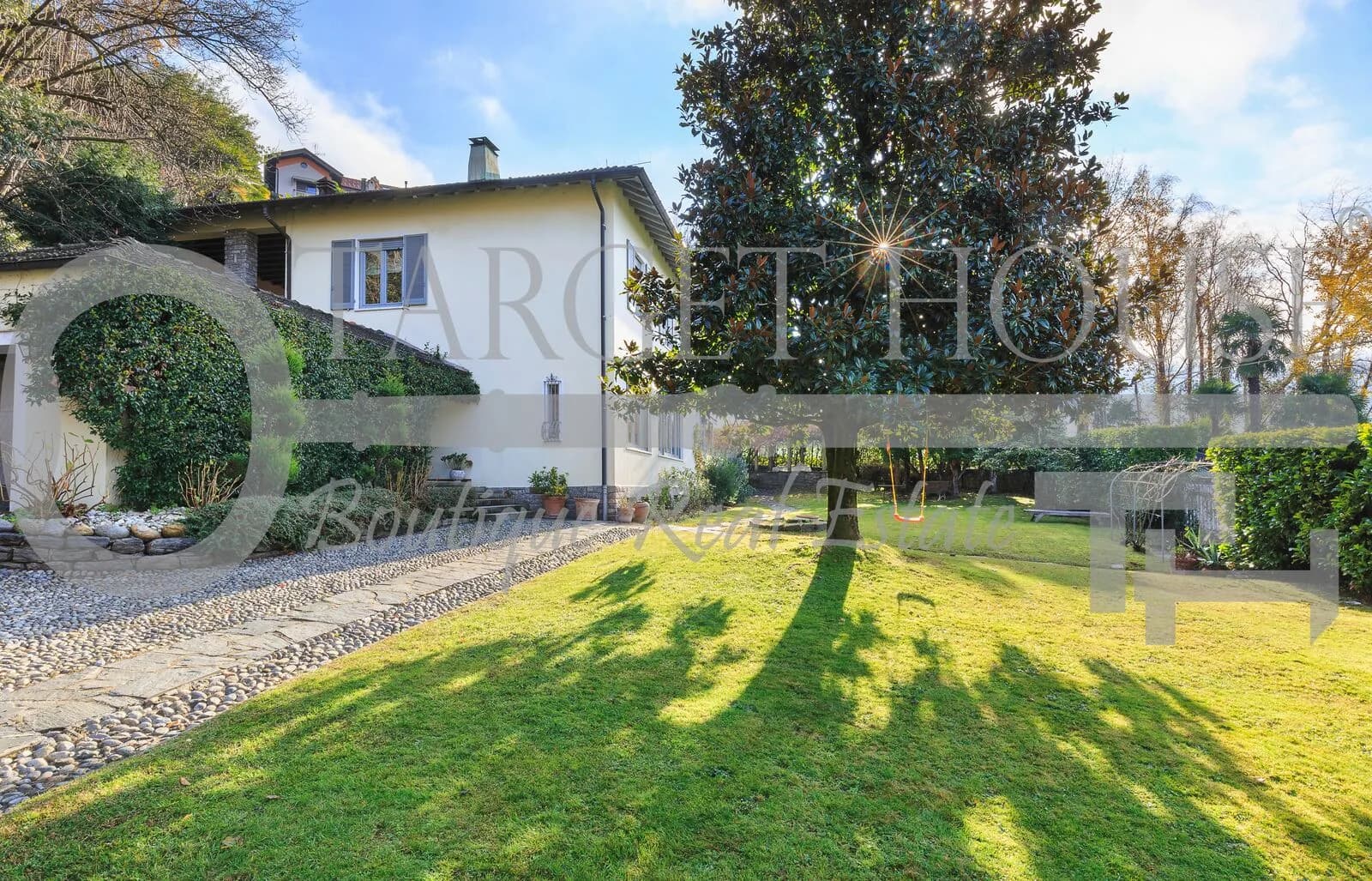 Villa in Luino Lake Maggiore — gallery photo 28