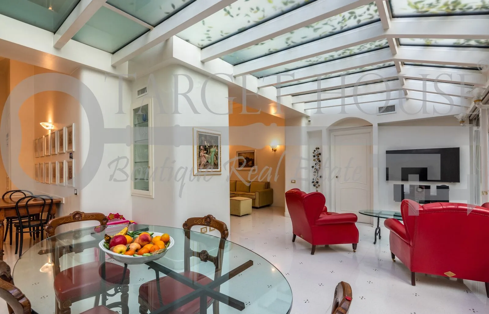 Historic luxury residence in Milan — gallery photo 5