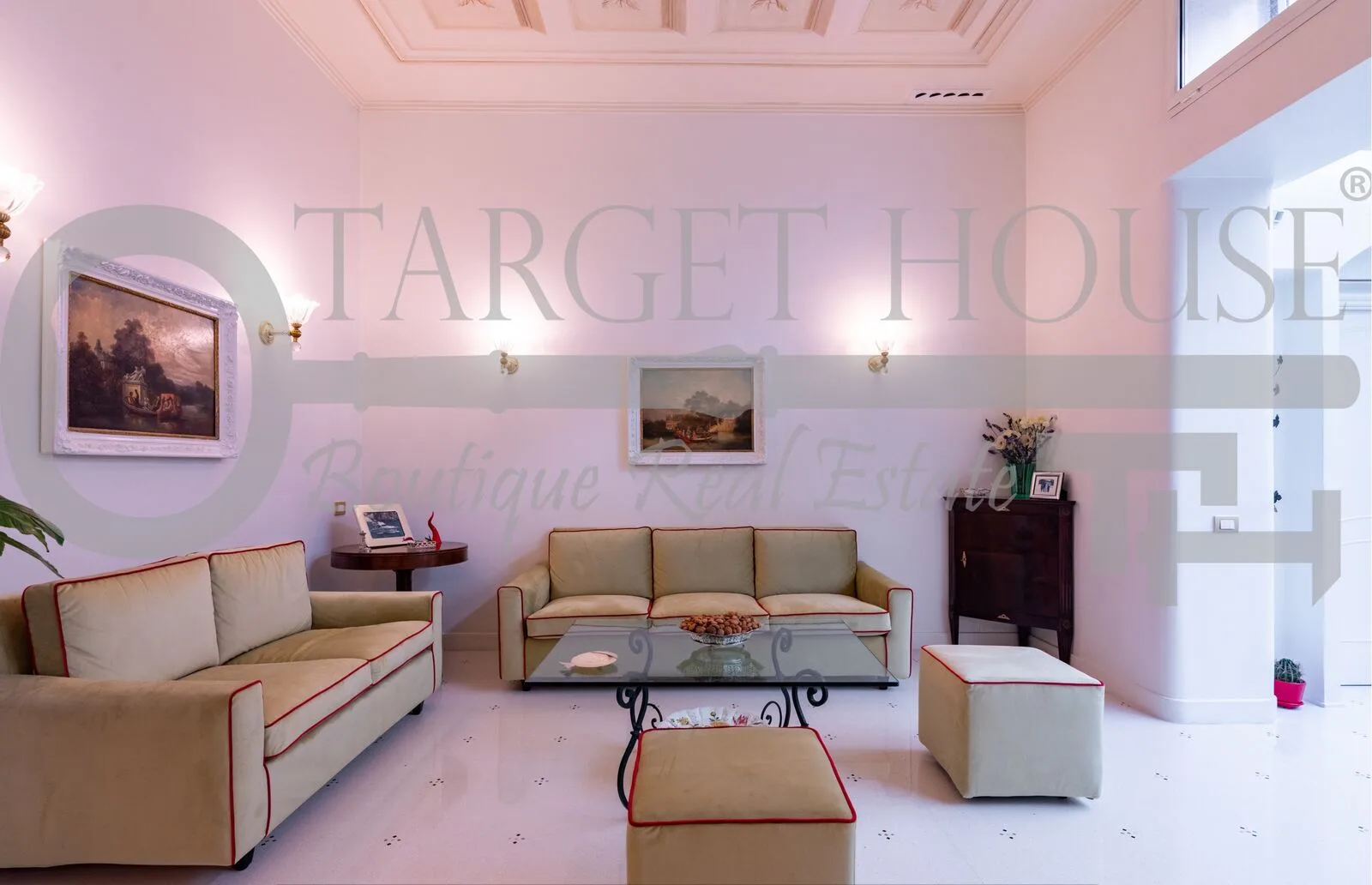 Historic luxury residence in Milan — gallery photo 6