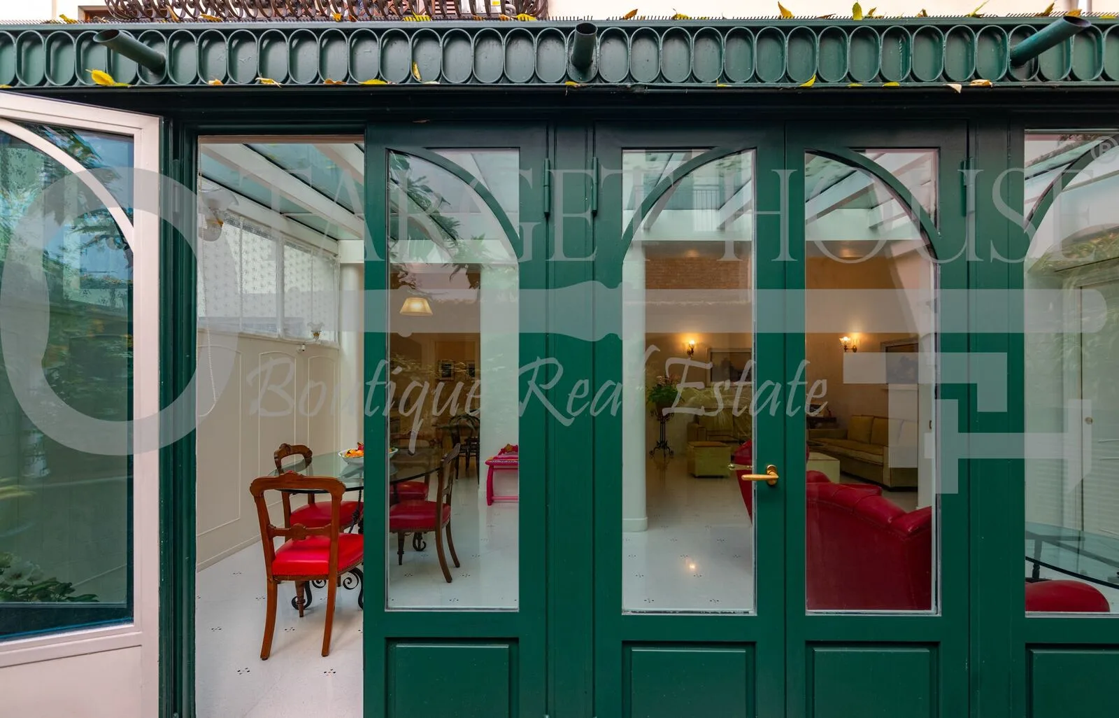 Historic luxury residence in Milan — gallery photo 10