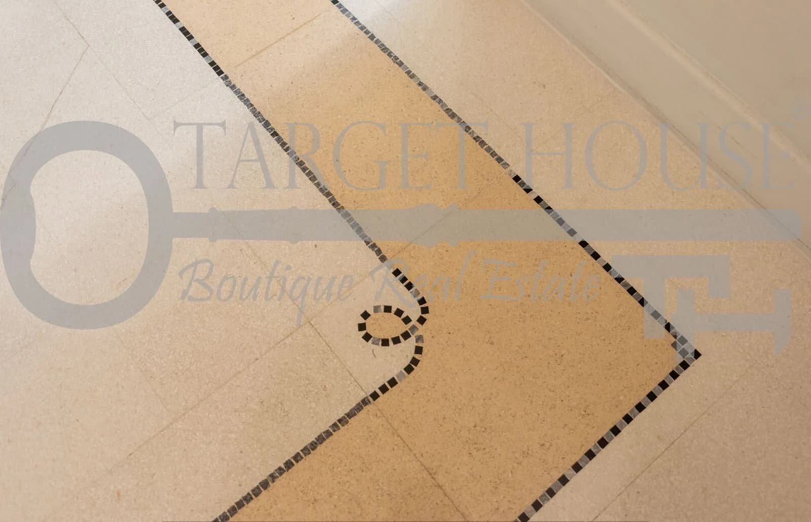 Historic luxury residence in Milan — gallery photo 14