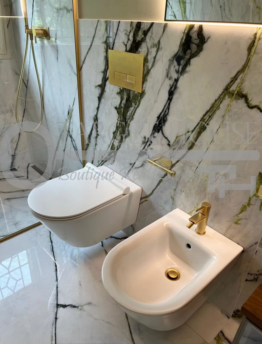 Modern villa in Milan with private garden — gallery photo 10