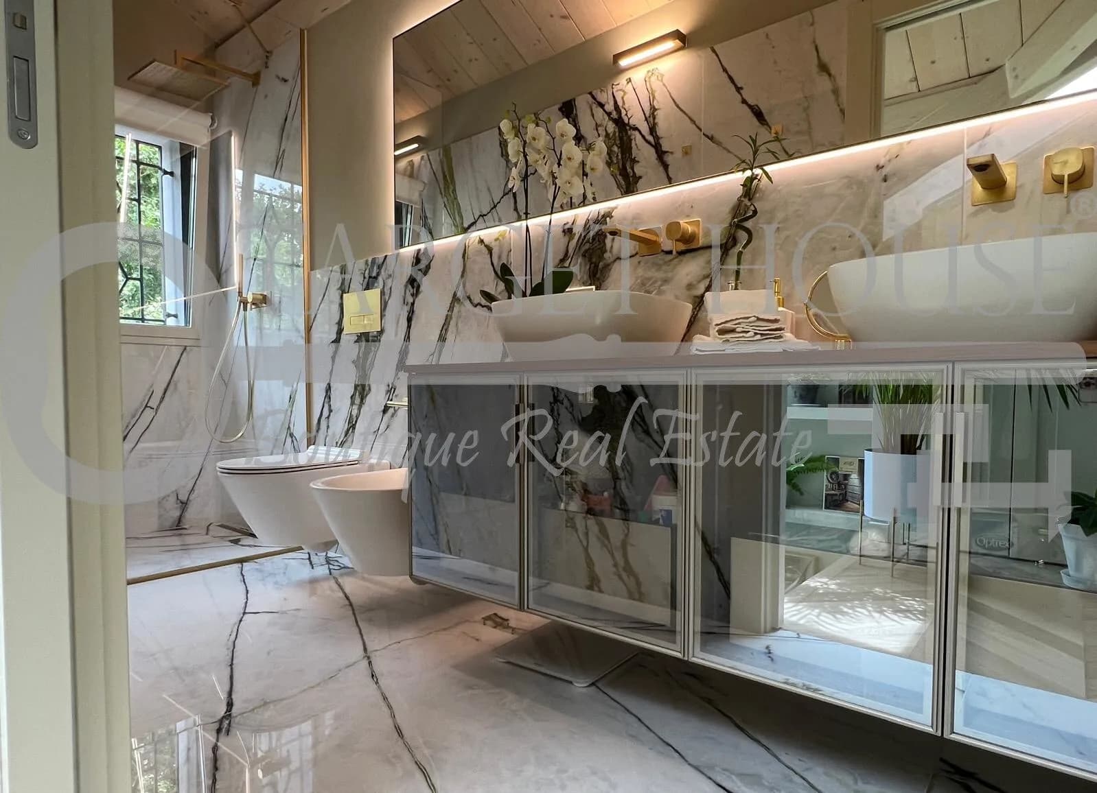 Modern villa in Milan with private garden — gallery photo 17
