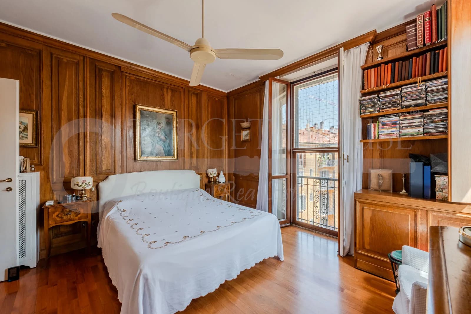 Top-floor apartment in Moscova Milan — gallery photo 5