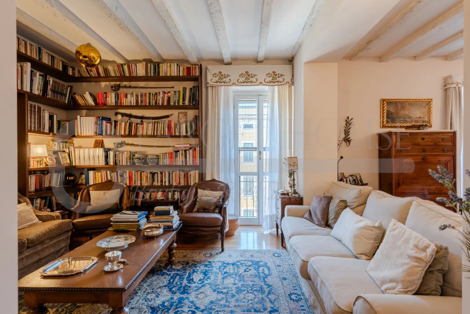 Top-floor apartment in Moscova Milan — gallery photo 20