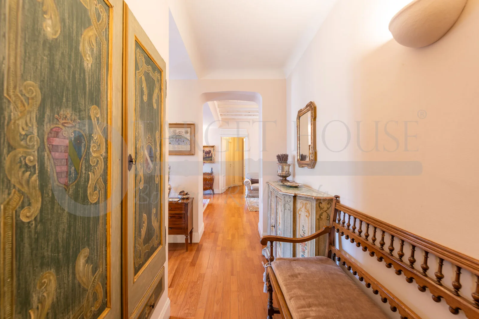 Top-floor apartment in Moscova Milan — gallery photo 24