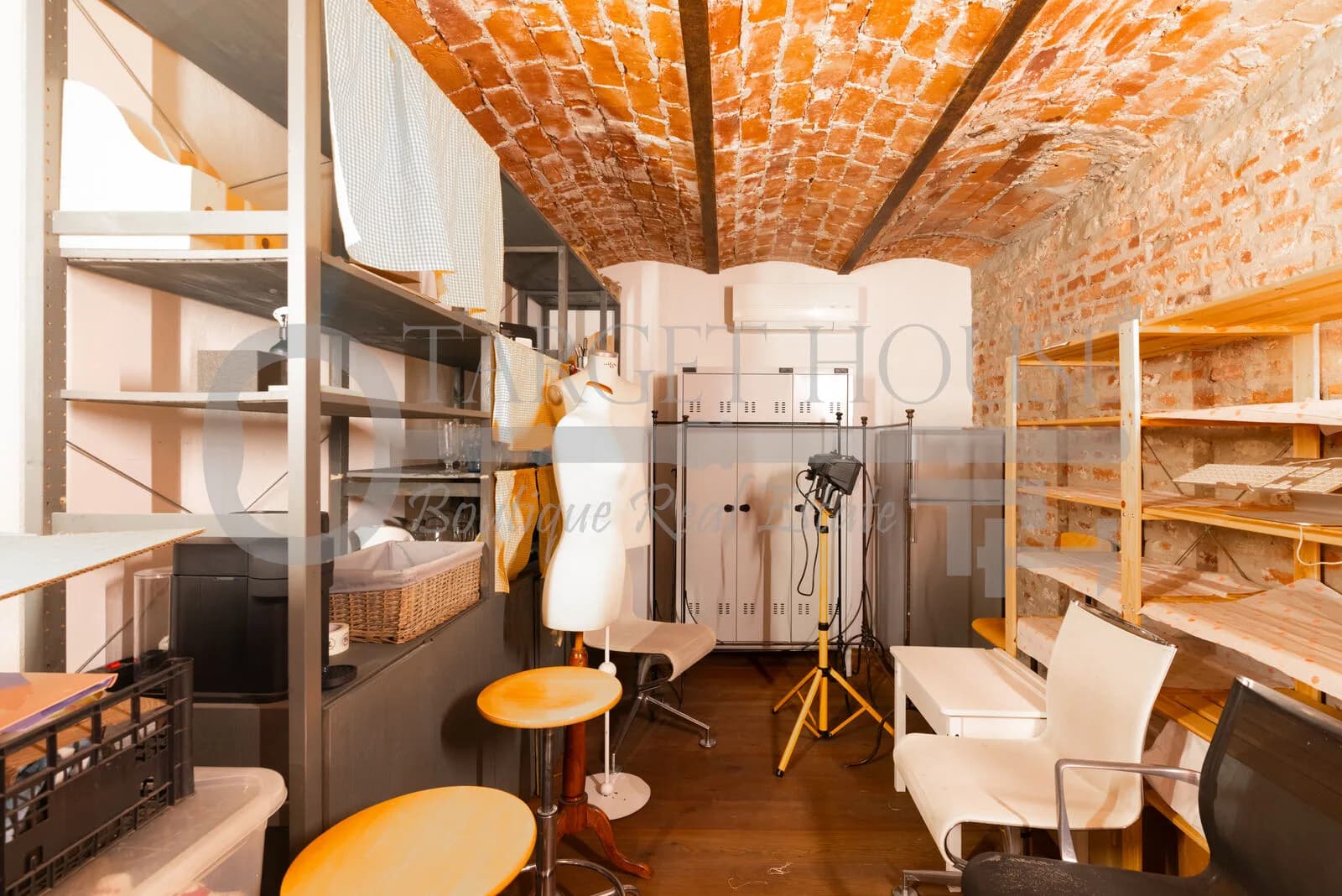 Loft with garden in Milan, Porta Venezia — gallery photo 6