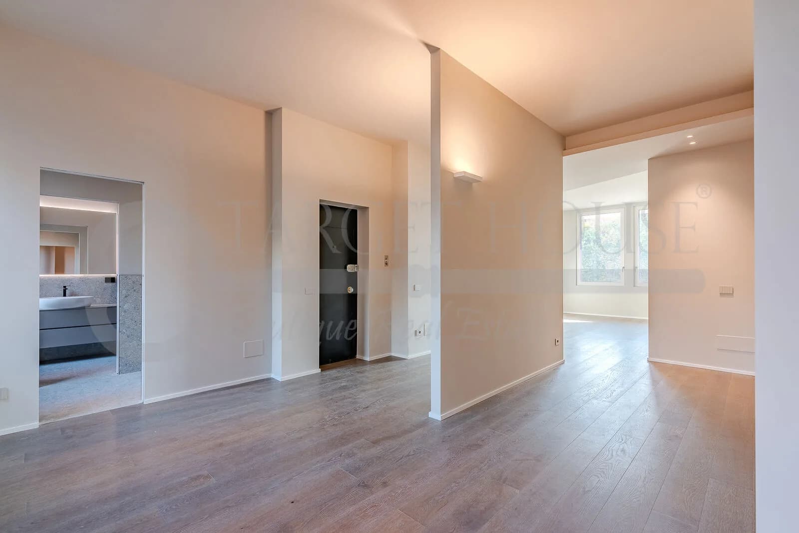 Apartment near Piazza della Repubblica Milan — gallery photo 8
