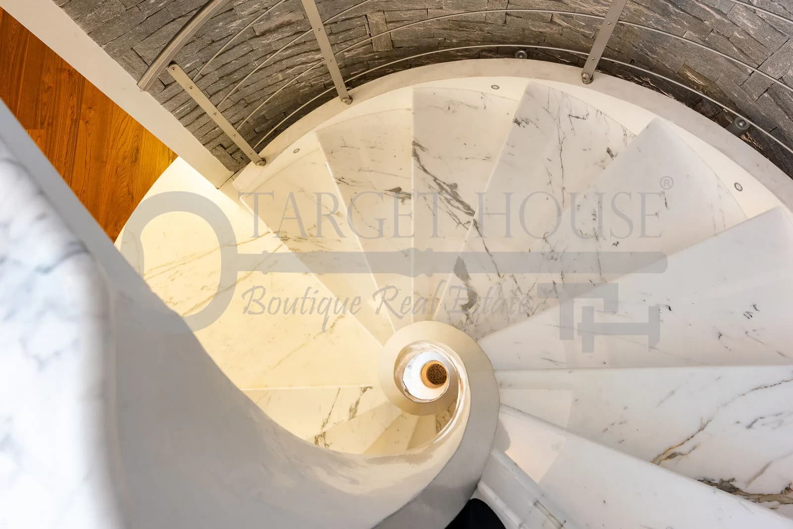 Luxury Villa with Private Spa and Cinema near Legnano