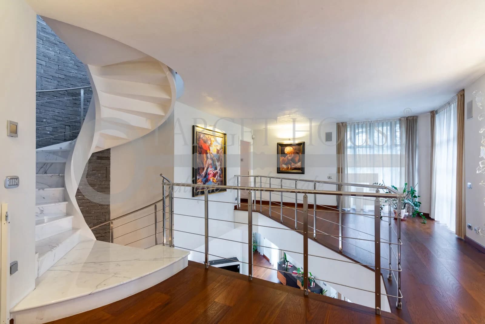 Luxury villa near Legnano with private spa and cinema — gallery photo 3