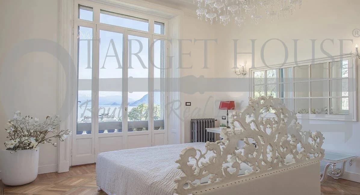 Restored 1875 Liberty villa in Stresa with private park — gallery photo 2