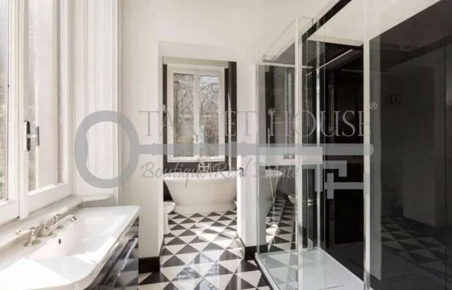 Restored 1875 Liberty villa in Stresa with private park — gallery photo 8